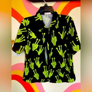 Alien peace sign button down shirt